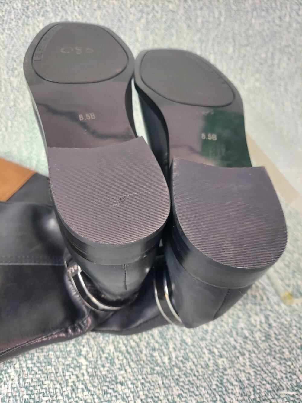 Lauren Ralph Lauren Berna Two-Tone Riding Boot · Size 8.5 · Black & Brown - Picture 9 of 16